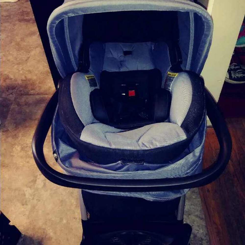 Baby stroller - Picture 4 of 4